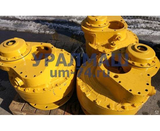 Редуктор бортовой правый ДЗ-98